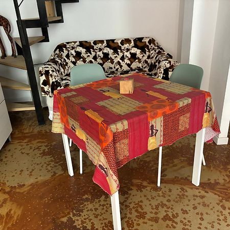 Friendly Africa Room Como Center Экстерьер фото