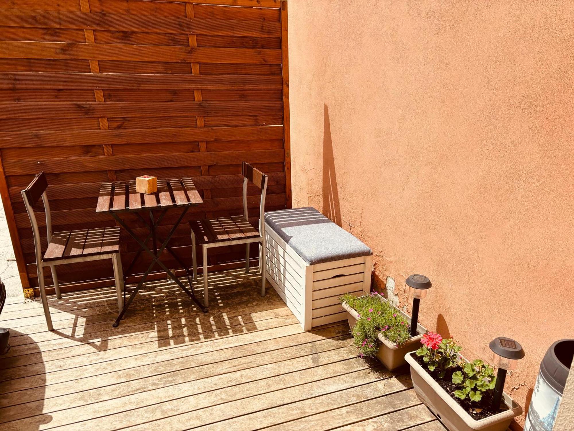 Friendly Africa Room Como Center Экстерьер фото